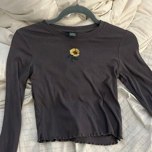 cute cropped lettuce edge shirt